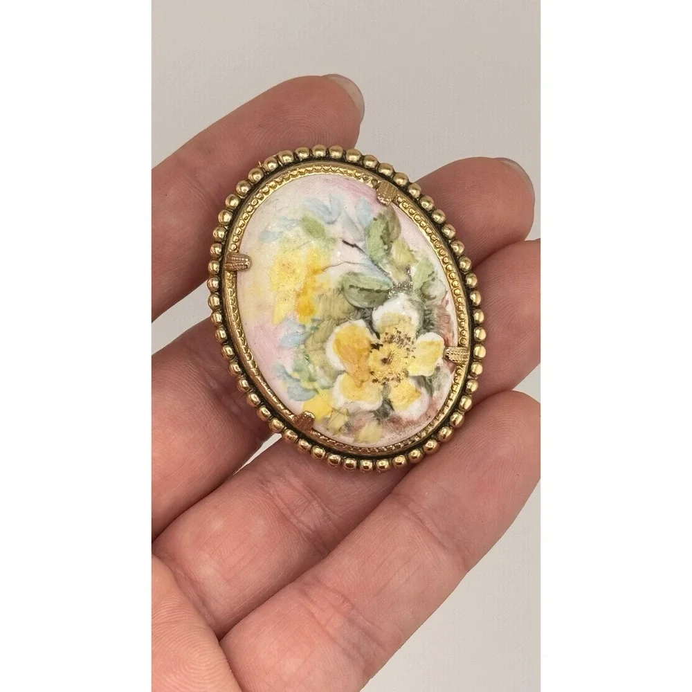 Vintage Porcelain Floral Brooch Gold Tone Oval Hand Painted Flowers